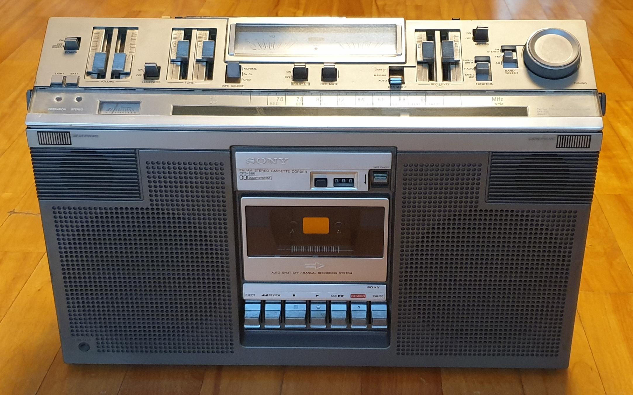 SONY 大型ラジカセ CFSー686 - ラジオ