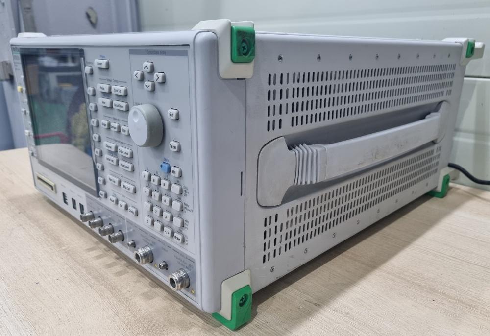 소리전자 - ANRITSU MT8820A Radio Communication Analyzer 30MHz-2.7GHz