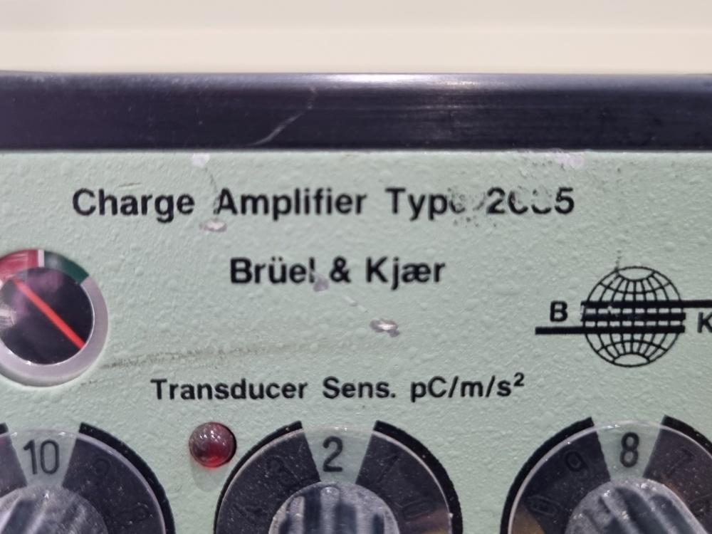 소리전자 - Bruel&Kjaer Charge Amplifier Type 2635